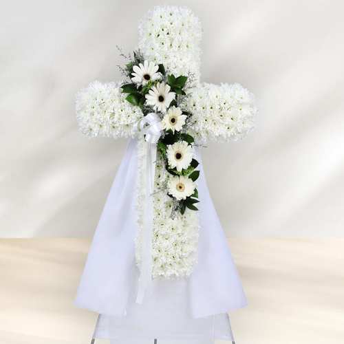 Tranquil White Condolence Wreath