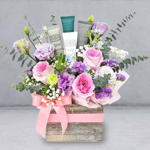 Daily Freshness Toiletries Gift Set