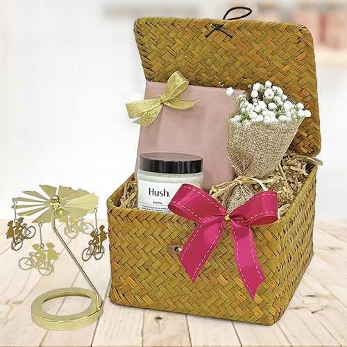 - Valentine’s Day Gifts For Girlfriend