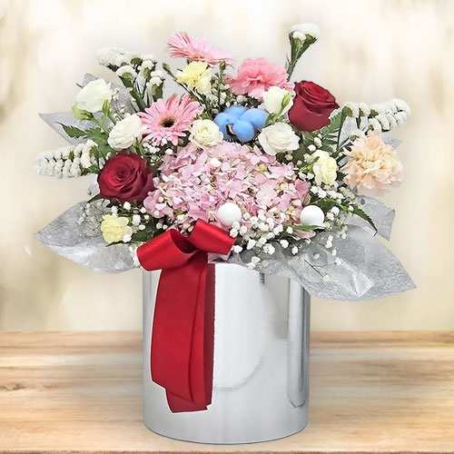 - Valentine’s Flower Arrangement For Him