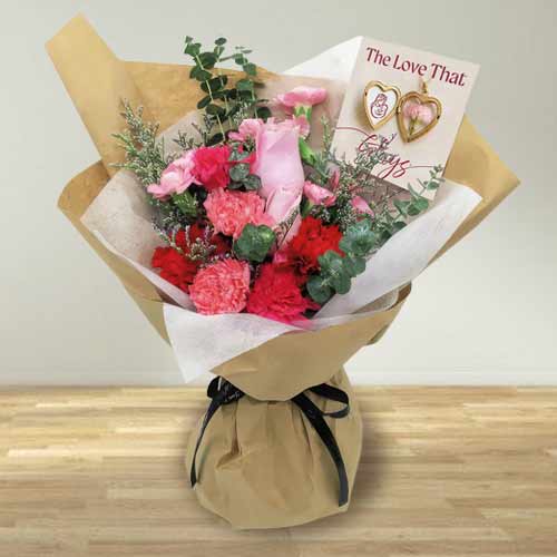 Sweet Pink Flower Arrangement For Mother's Day