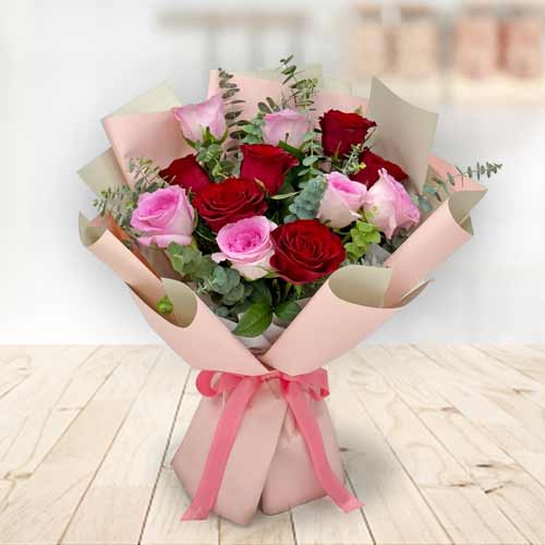 Red & Pink Rose Duo: Love In Perfect Harmony