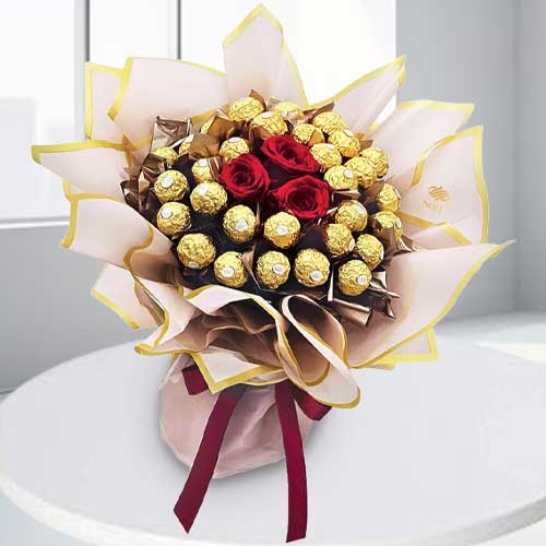 Rose Ferrero Bouquet