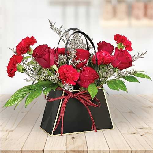 - Red Rose And Carnation Arrangement For Mother's Day