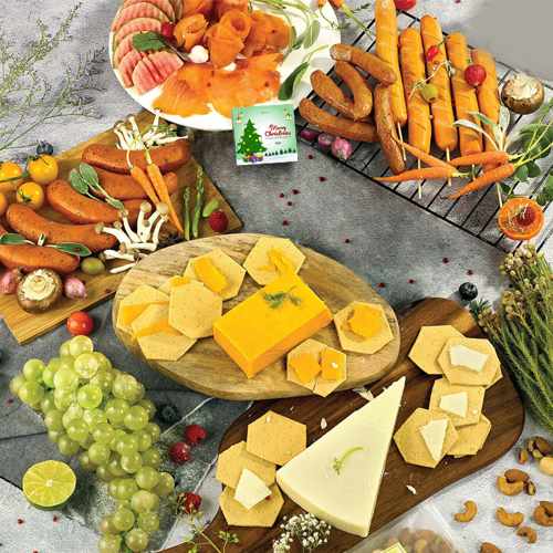 Holiday Cheese Lover Gift Hamper-Christmas Gift Hampers